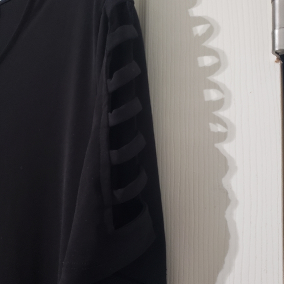 Michael Kors Black Blouse Cutwork Sleeves Size Large - Picture 3 of 6